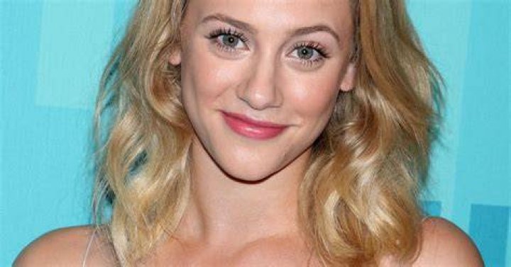 Lili Reinhart