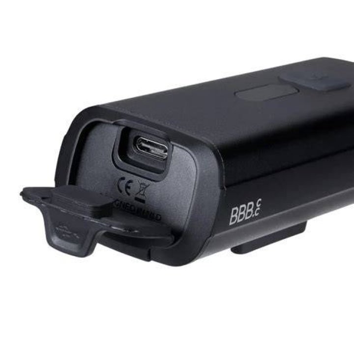 Ng&ocirc; Diệc Ph&agrave;m đi t&ugrave; 13 năm, mẹ ruột cũng vướng v&ograve;ng lao l&yacute;? B&aacute;o Phụ