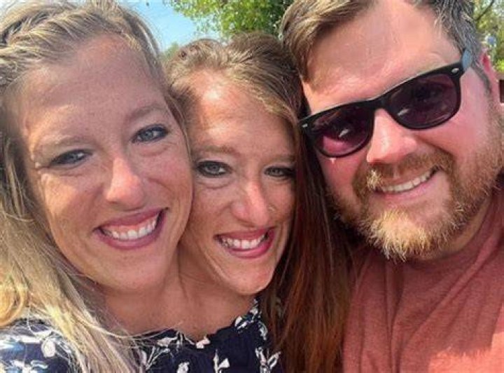 The Tragic Demise Of Abby And Brittany Hensel: Understanding The Cause Of Their Death
