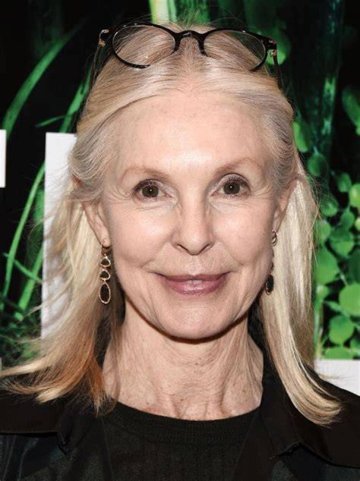 Victoria Tennant